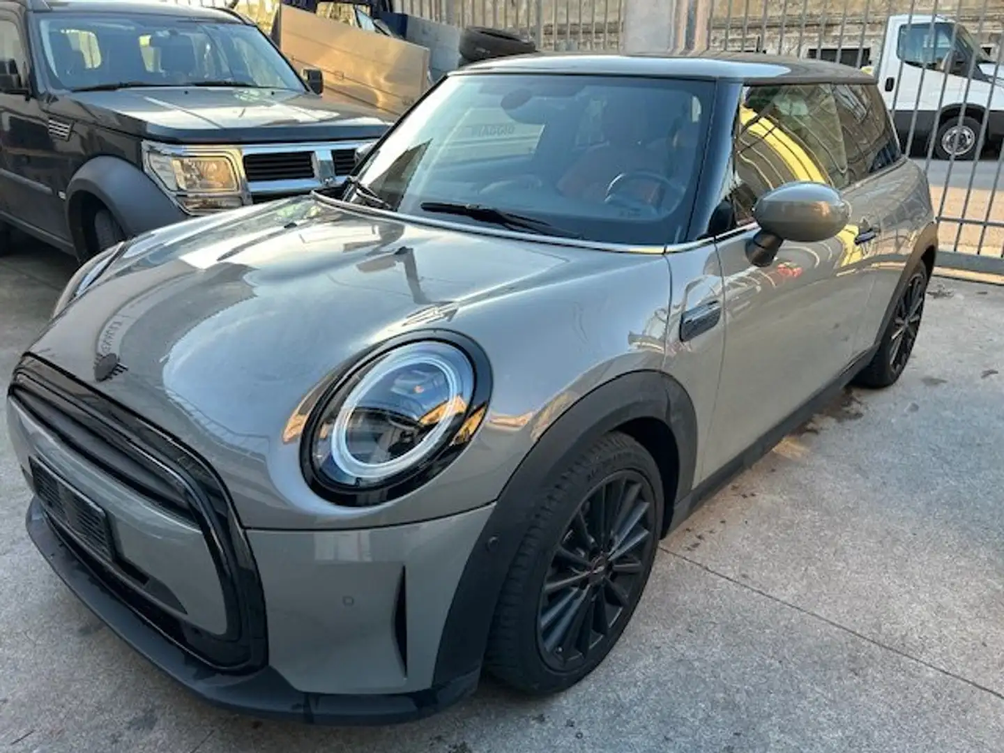 MINI One 3p 1.5 One JCW 102cv  SOLO 42000 KM PELLE NAVY Gris - 1