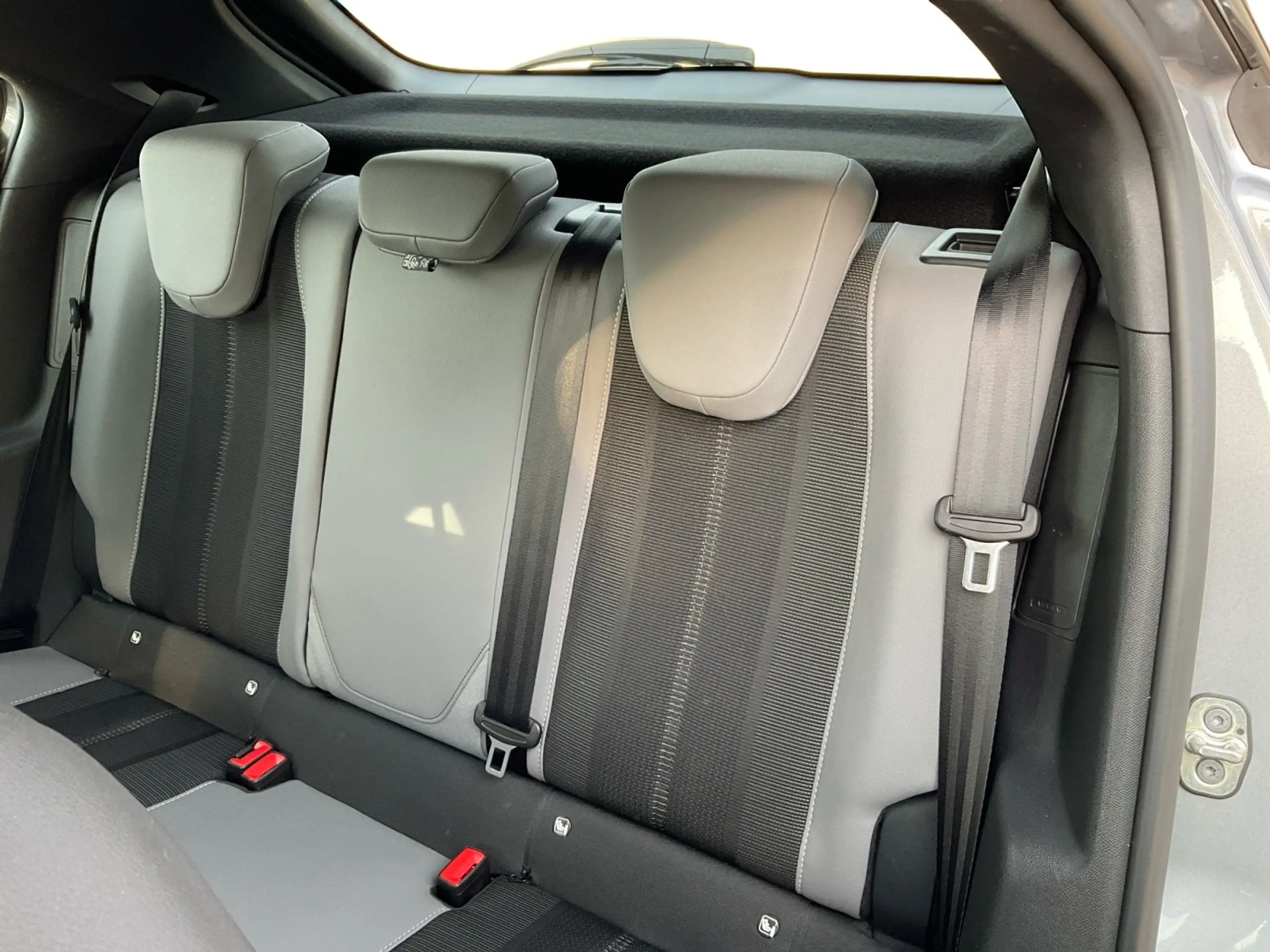 Opel Mokka 1.2 Turbo Elegance Automatik, Kamera — photo 15