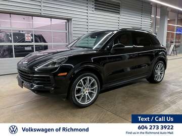 AWD | Sunroof | Navigation | Bluetooth | Heated/Co