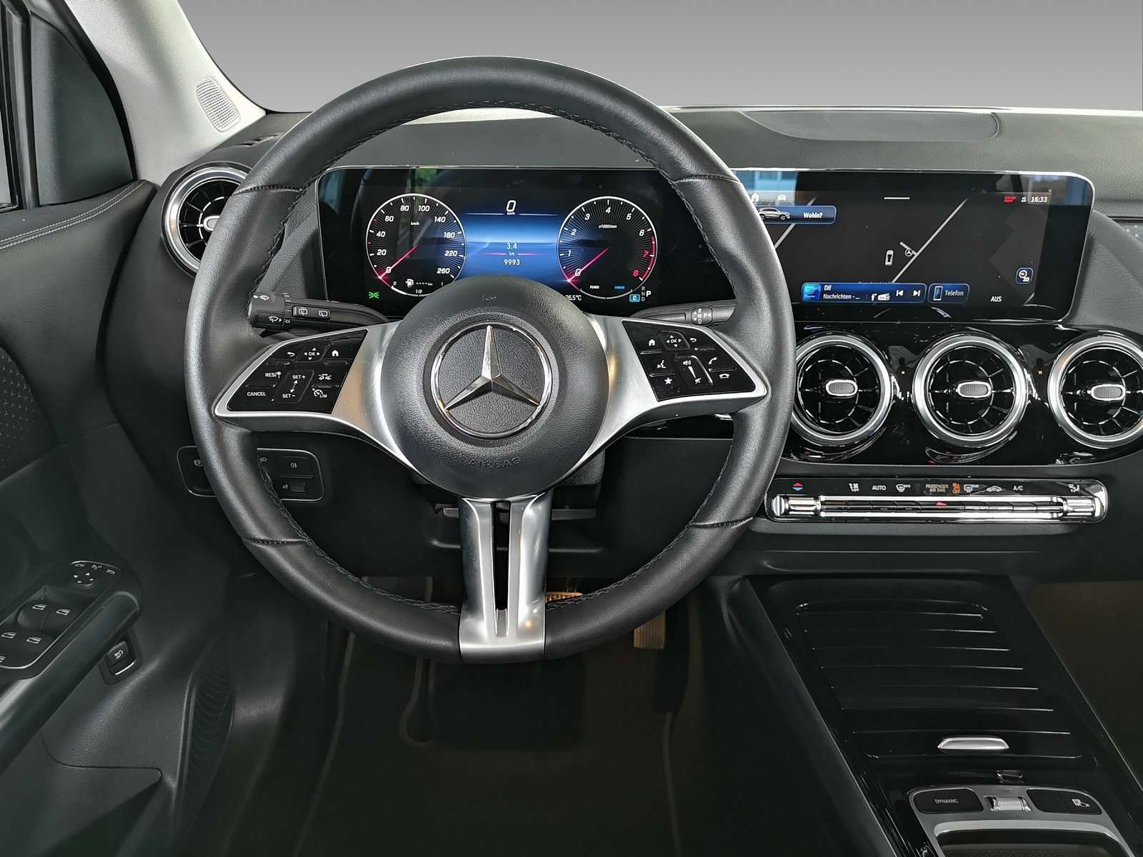Mercedes-Benz GLA 180