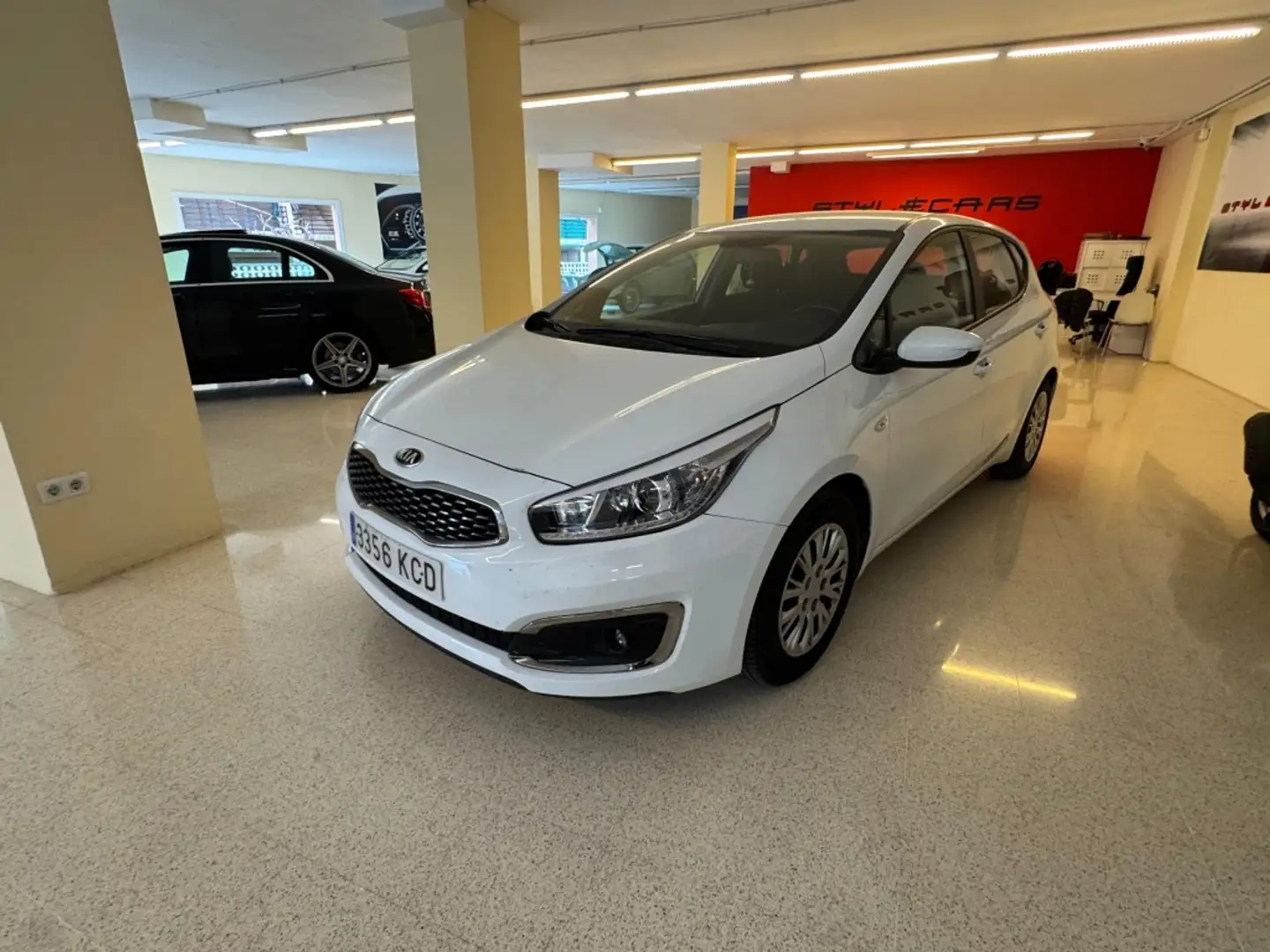 Kia Ceed / cee'd 1.4 CVVT Concept Plus Blanco - 1