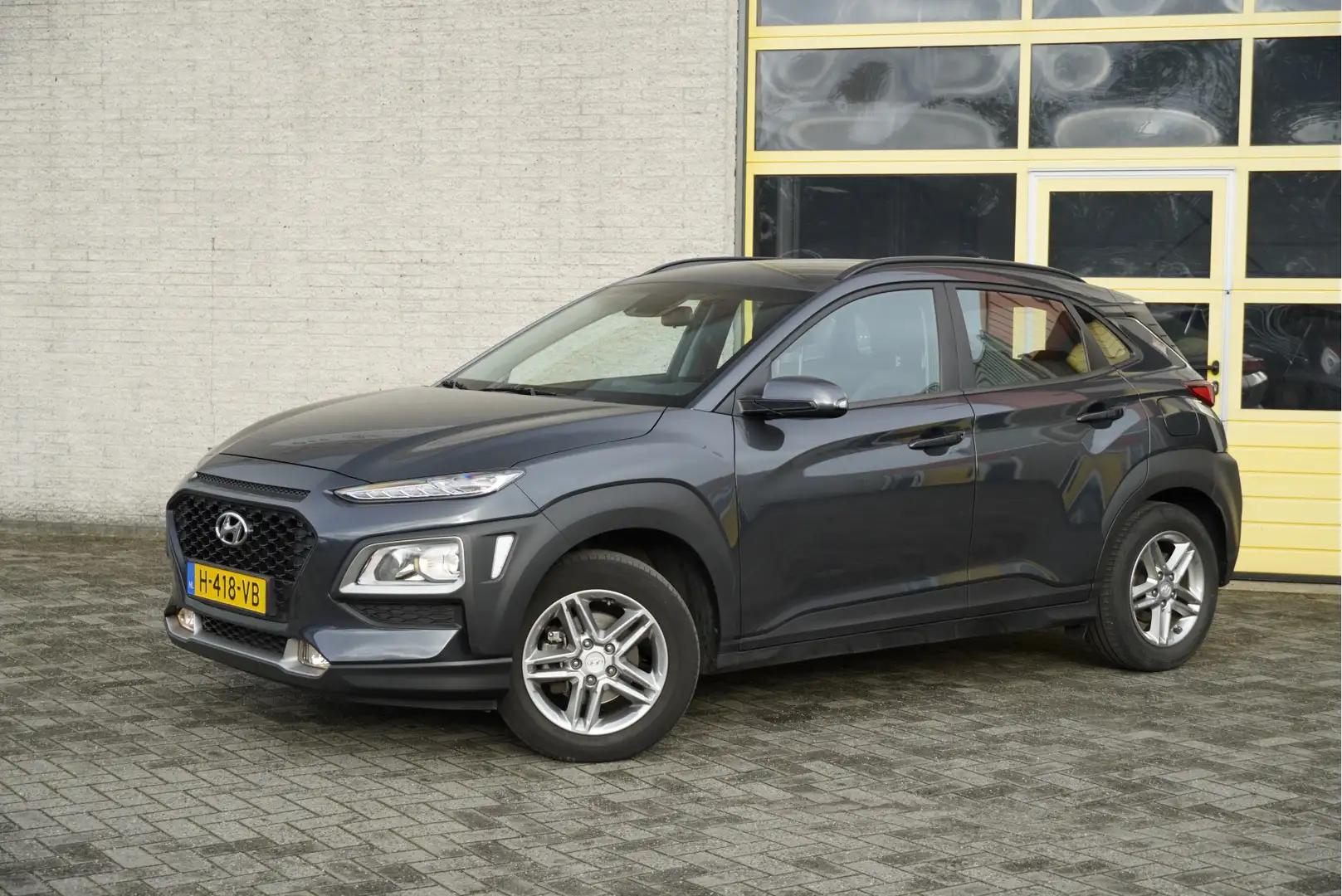 Hyundai KONA 1.0 T-GDI Comfort BJ2020 Led | Navi | Pdc | Trekha Gris - 2