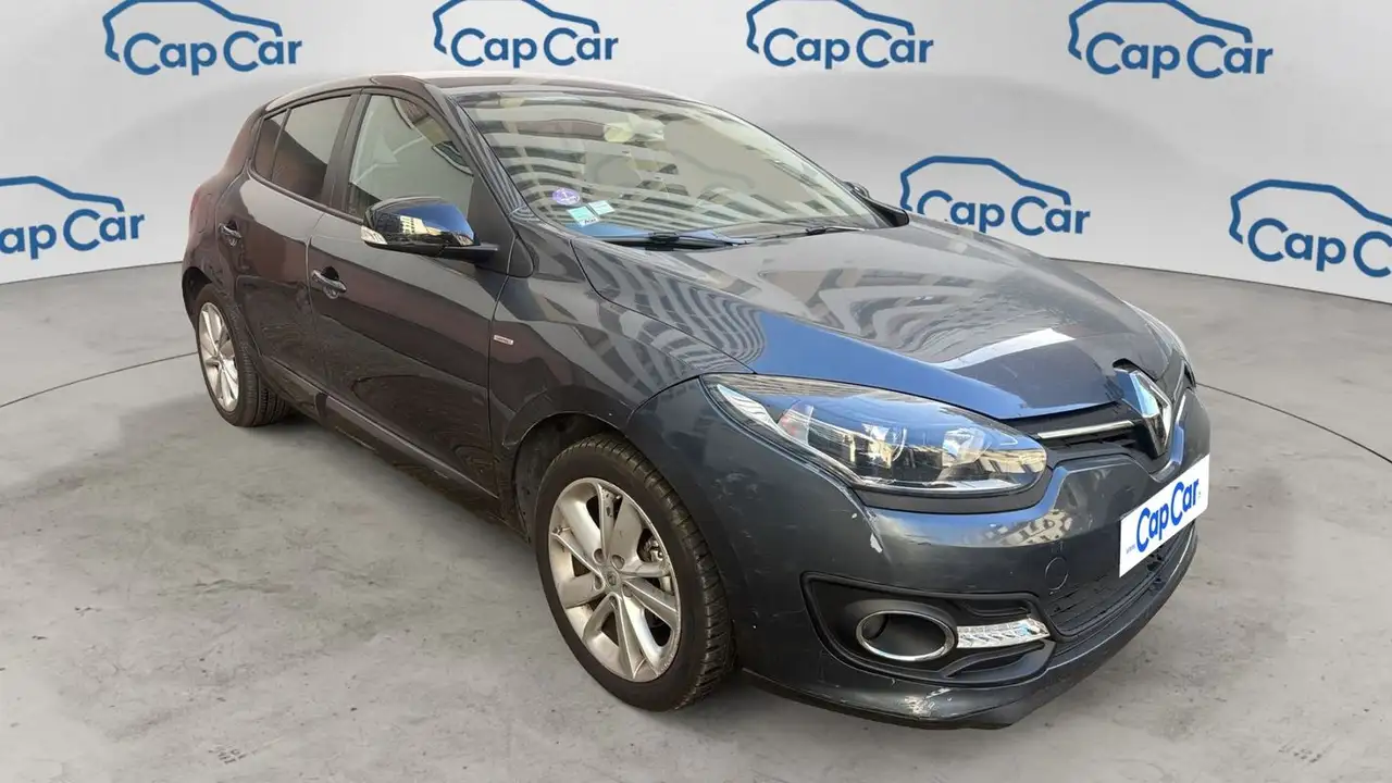 Renault Megane Citadine 5 portes — photo 28