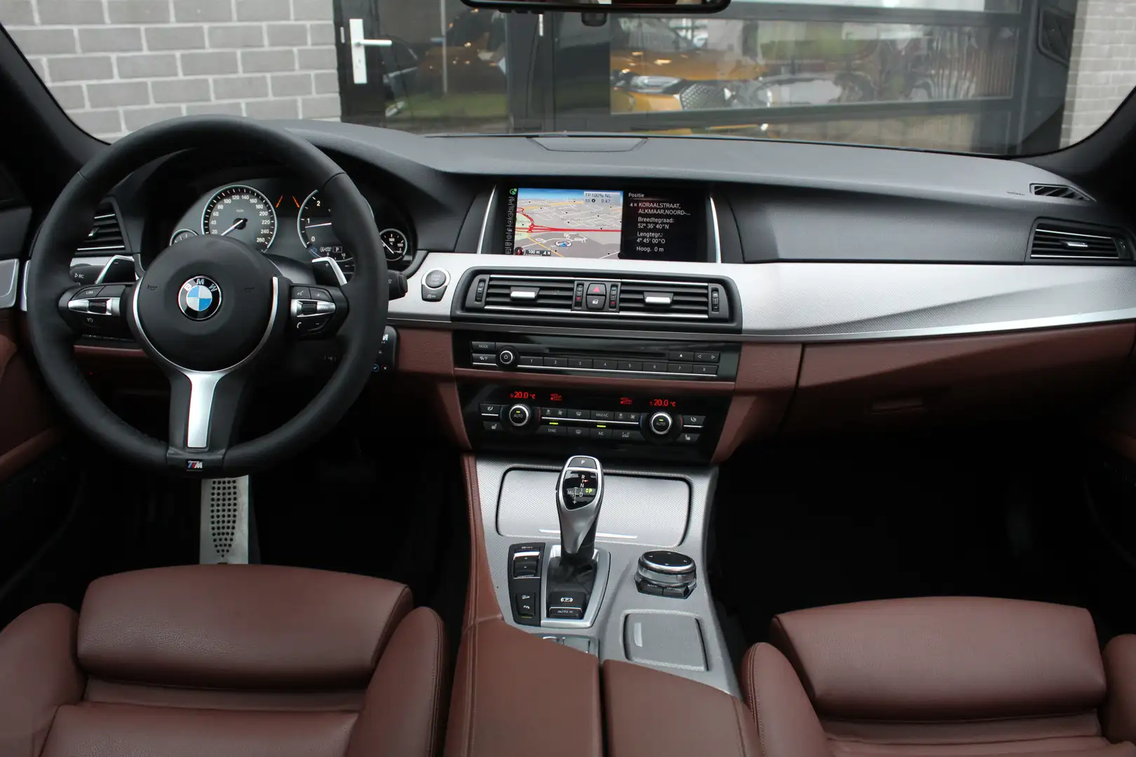 BMW 535 5-serie Touring 535xd M Sport Edition High Executi Schwarz - 2