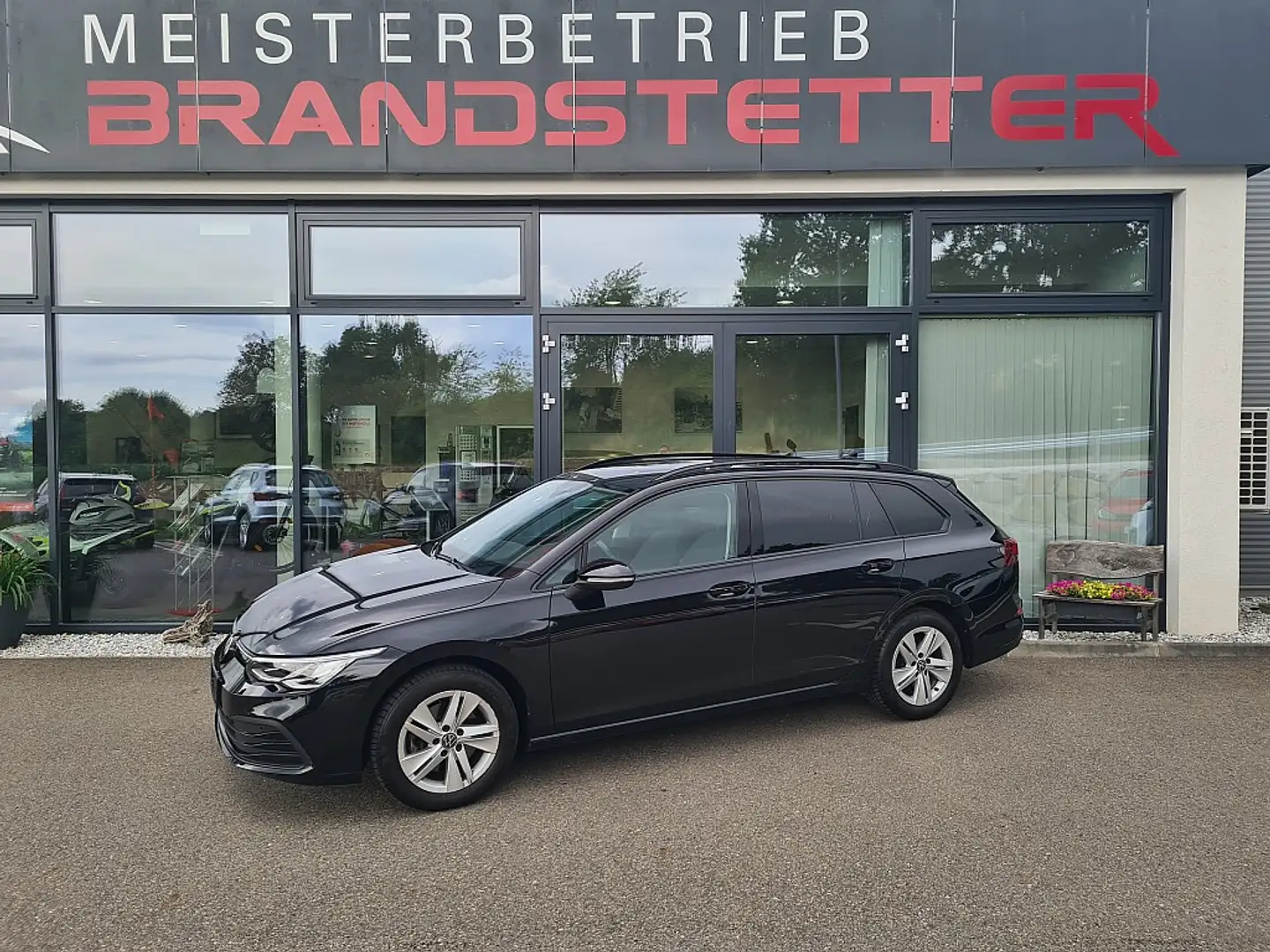Volkswagen Golf Variant 2,0 TDI Life DSG /ACC /1.Besitz/ Elektr.Heckklappe Noir - 1