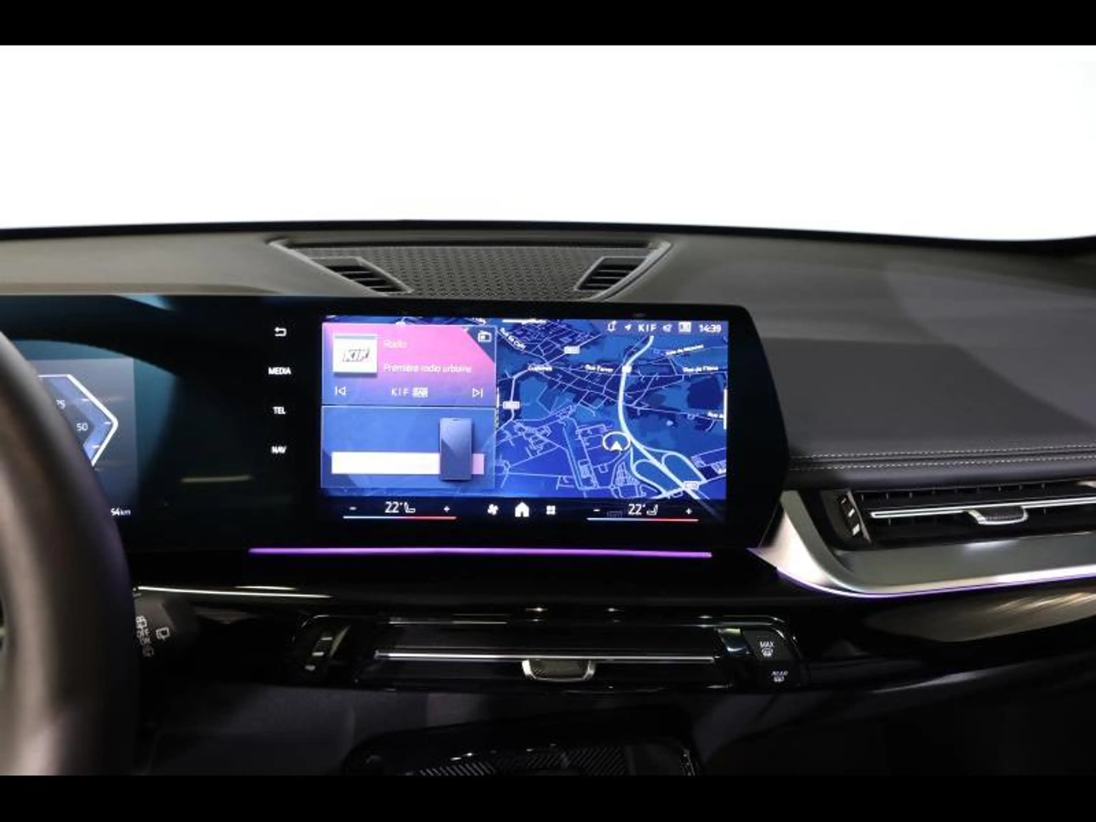 BMW iX1 eDrive20 Kit M Sport iX1 eDrive 20 — photo 12