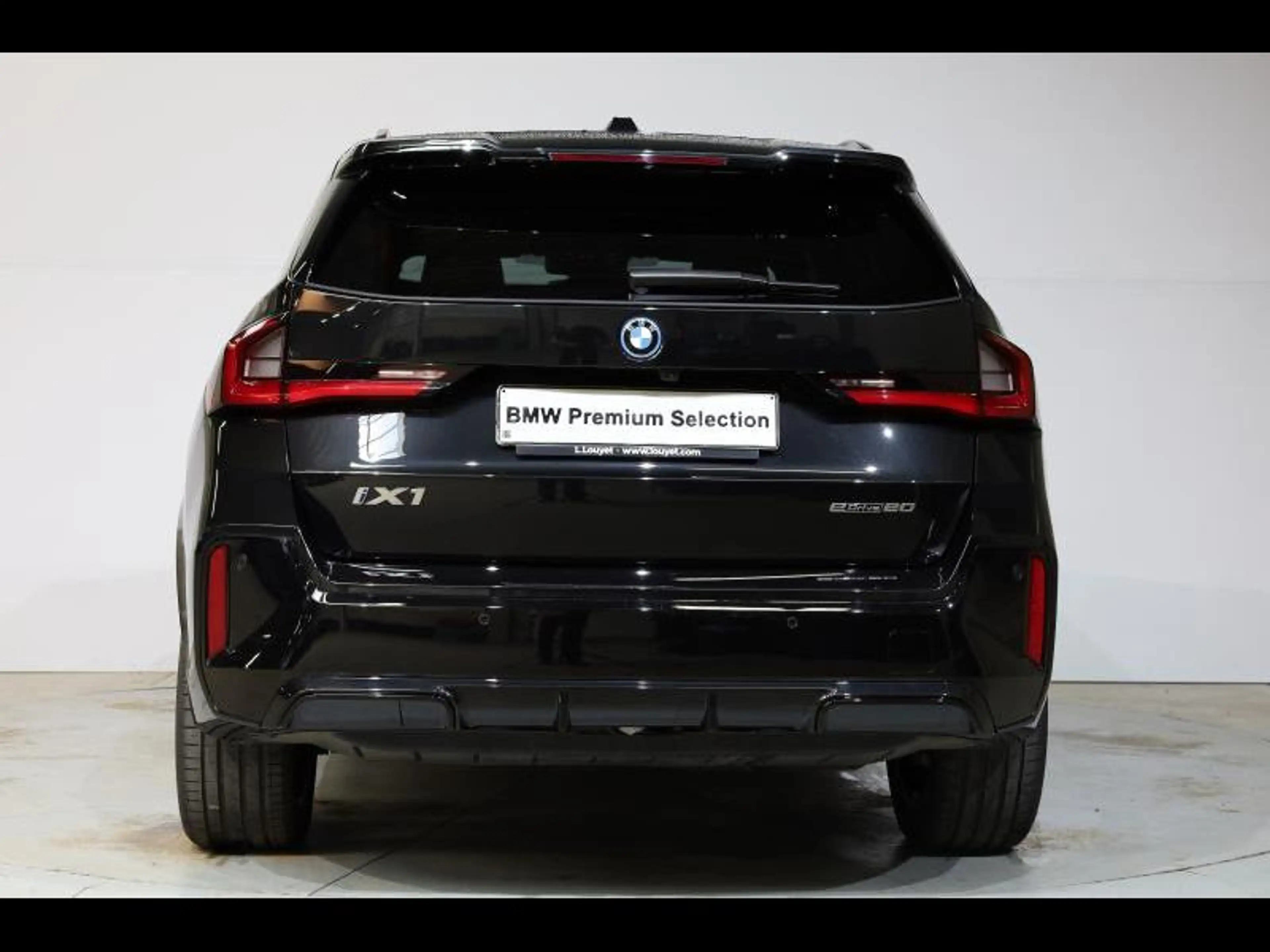 BMW iX1 eDrive20 Kit M Sport iX1 eDrive 20 — photo 5