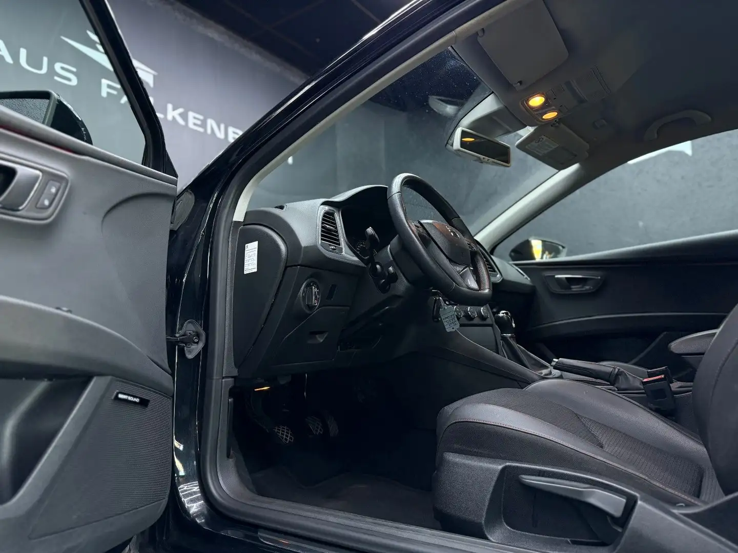 SEAT Leon LEON SC FR*LED*PDC*LED*TEMPO*SHZ* Grau - 2