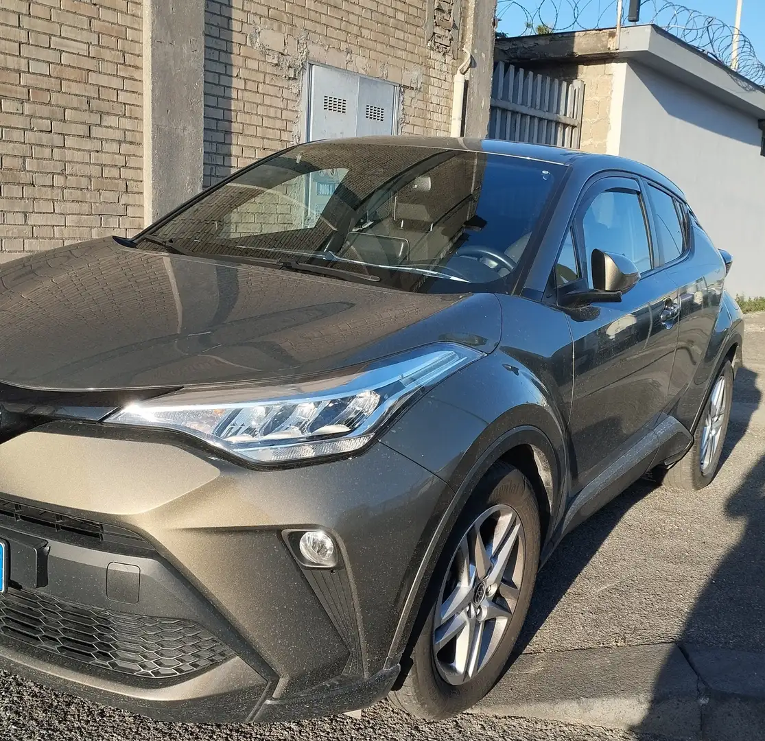 Toyota C-HR 1.8h GR Sport e-cvt - 1