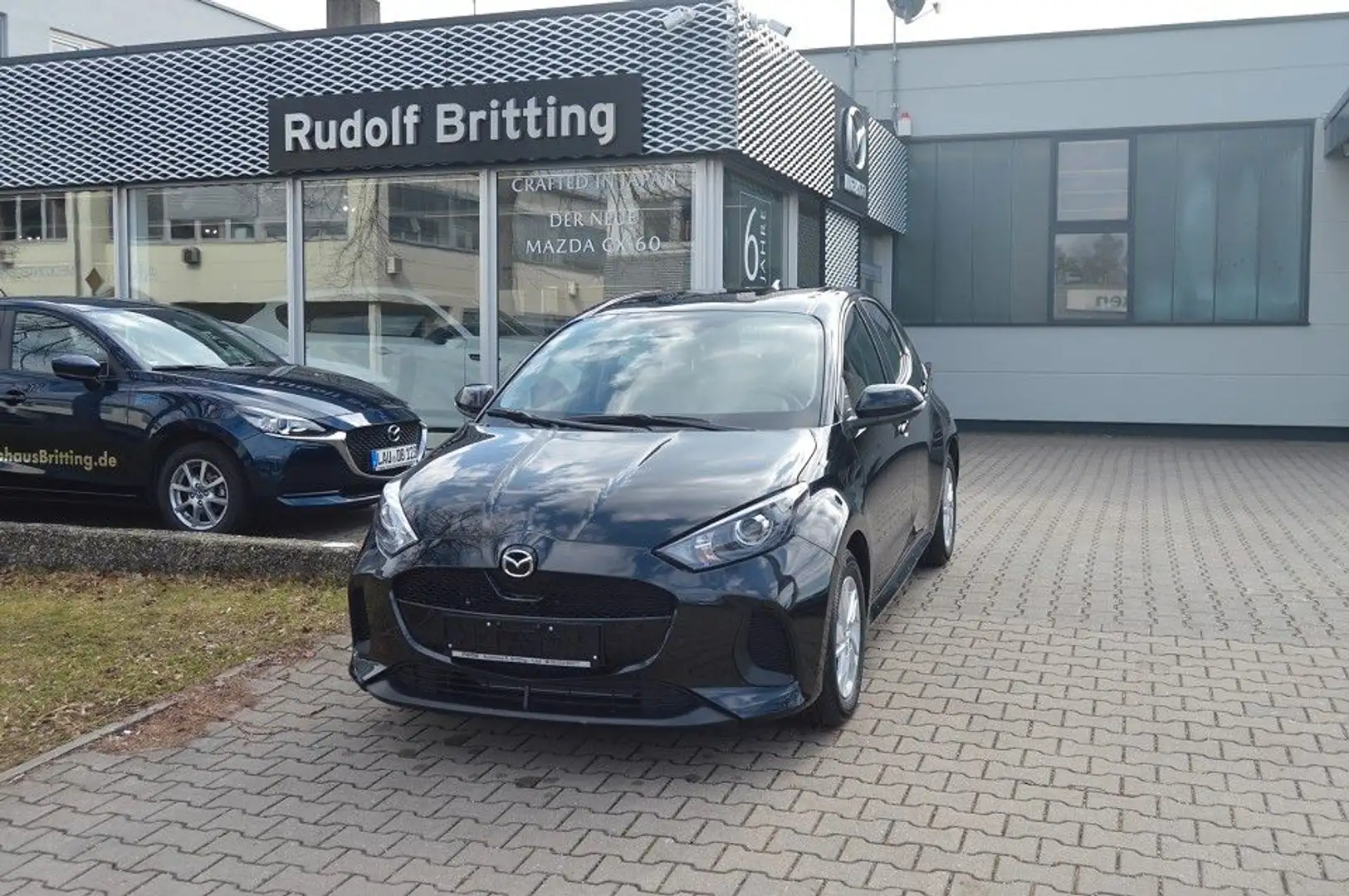 Mazda 2 Hybrid 116PS Automatik Centre-Line Modell 2024 Negru - 2