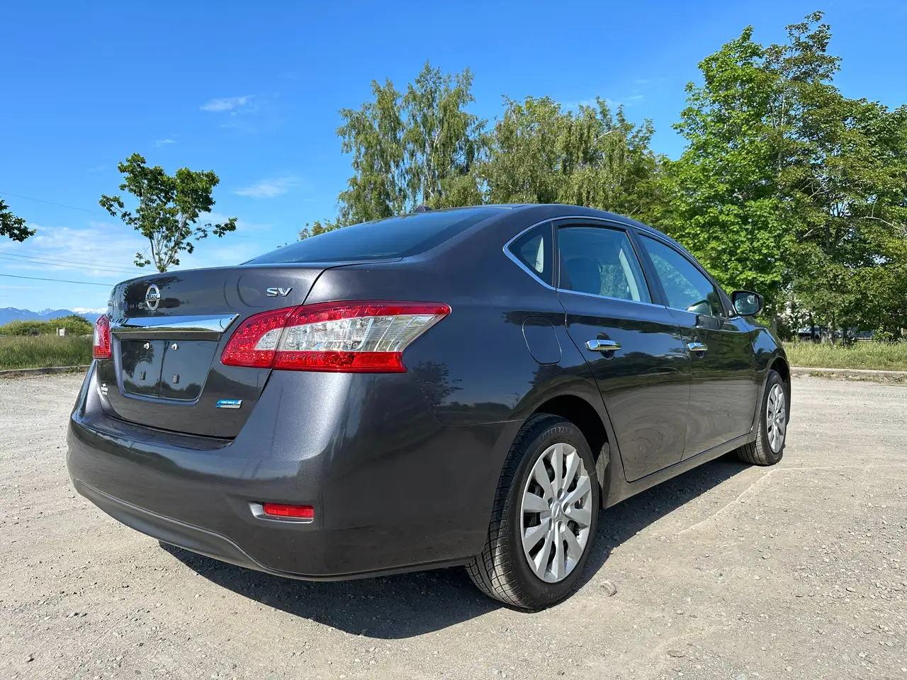 Nissan Sentra снимка Nissan Sentra