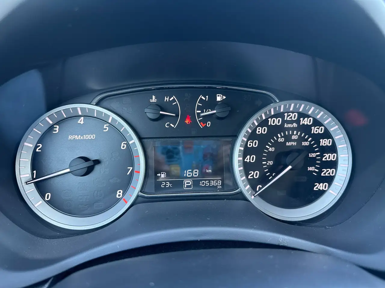 Nissan Sentra снимка Nissan Sentra