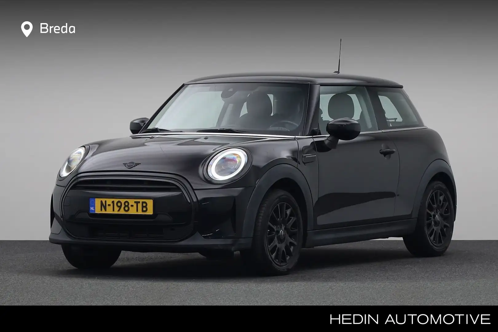 MINI Cooper 3-Deurs 1.5 Business Edition | Classic | Achteruit Zwart - 1