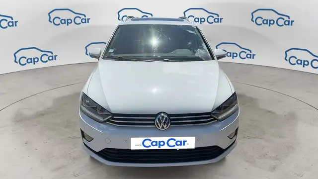 Volkswagen Golf view 5