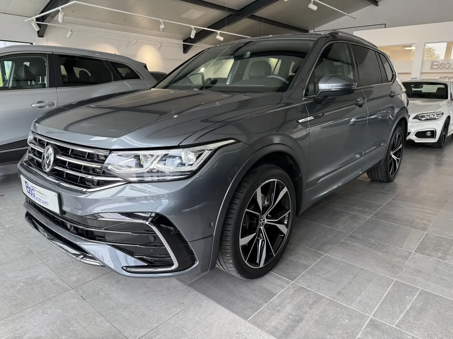Volkswagen Tiguan Allspace 2.0 TDi SCR 4Motion R-Line DSG//7places// lift Gris - 1