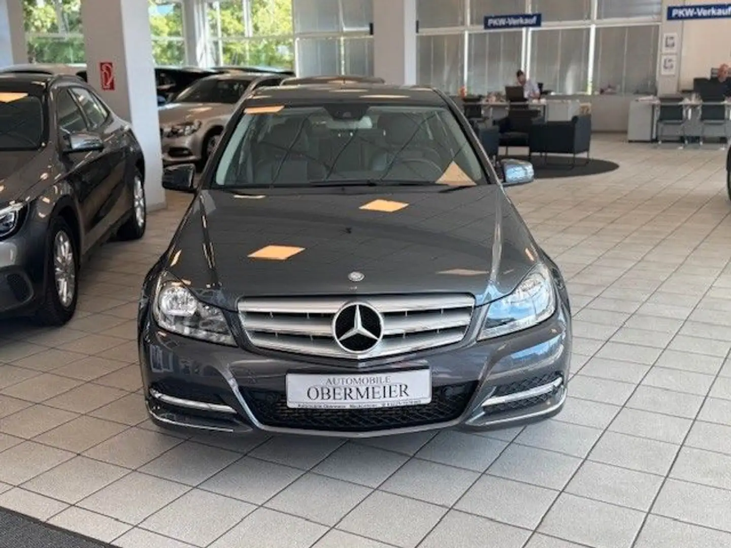 Mercedes-Benz C 250 Avan.7G-Tr. SHZ PTS RDK Klima Comand Grau - 2