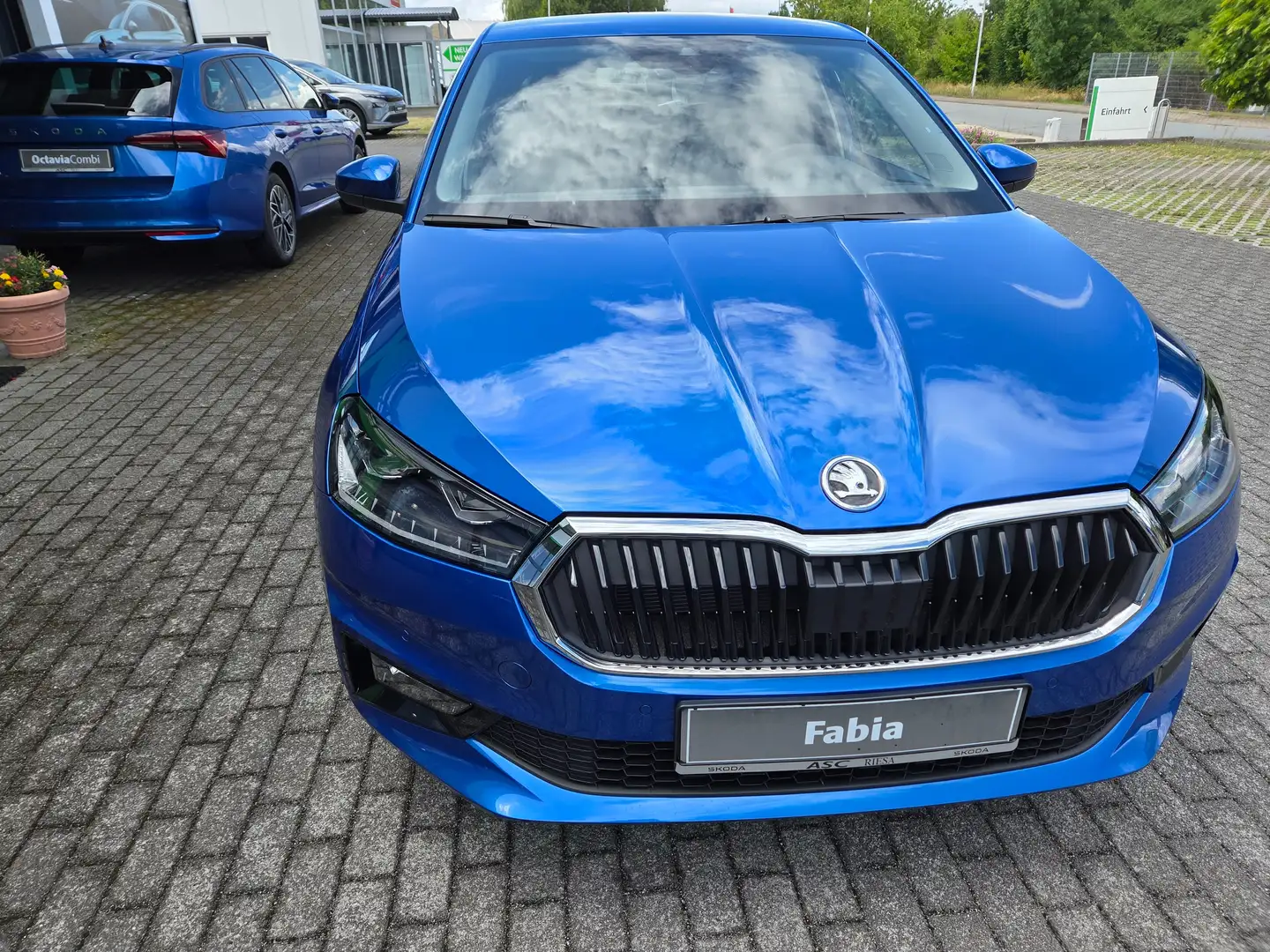 Skoda Fabia 1.0 TSI 70 kW Tour/PDC/RFK/FSH/Wireless SmartLink Blau - 2