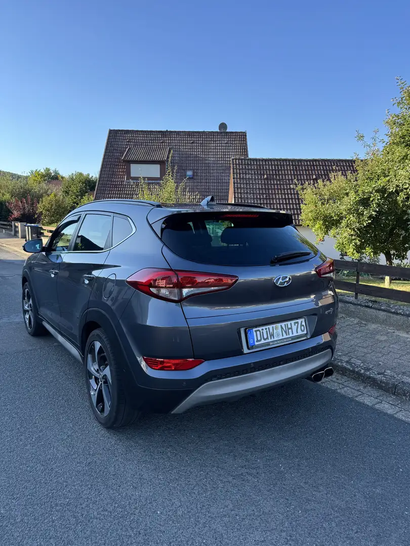 Hyundai TUCSON Premium 4WD Grau - 2