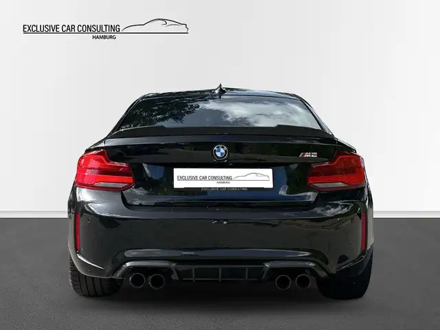 BMW M2 view 5