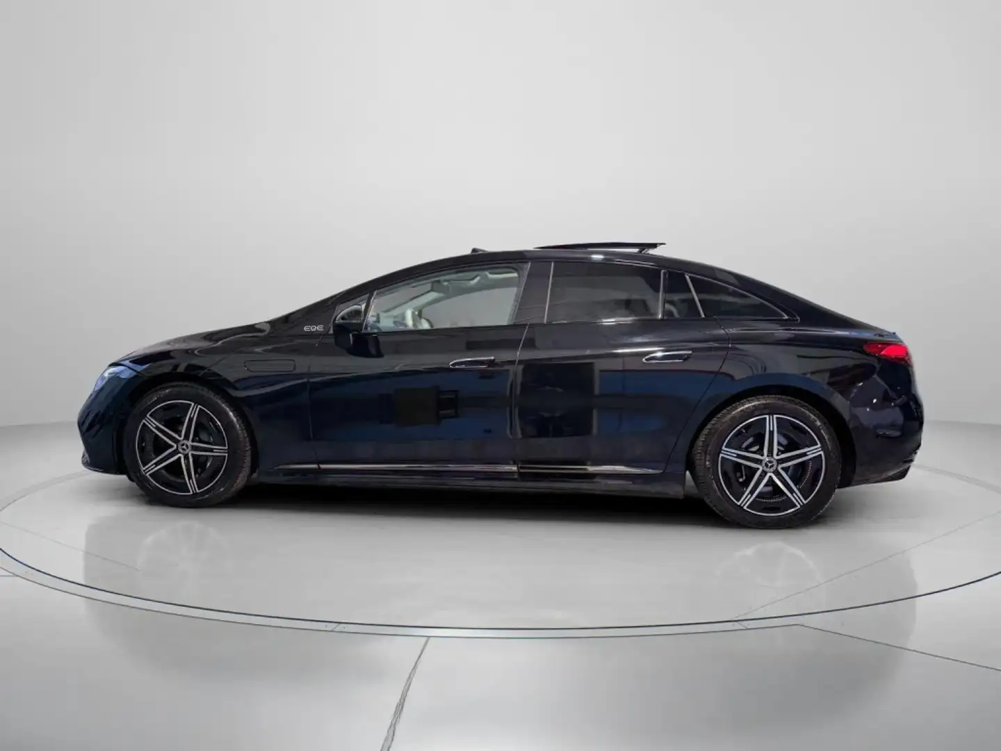 Mercedes-Benz EQE 300 Edition Negro - 2