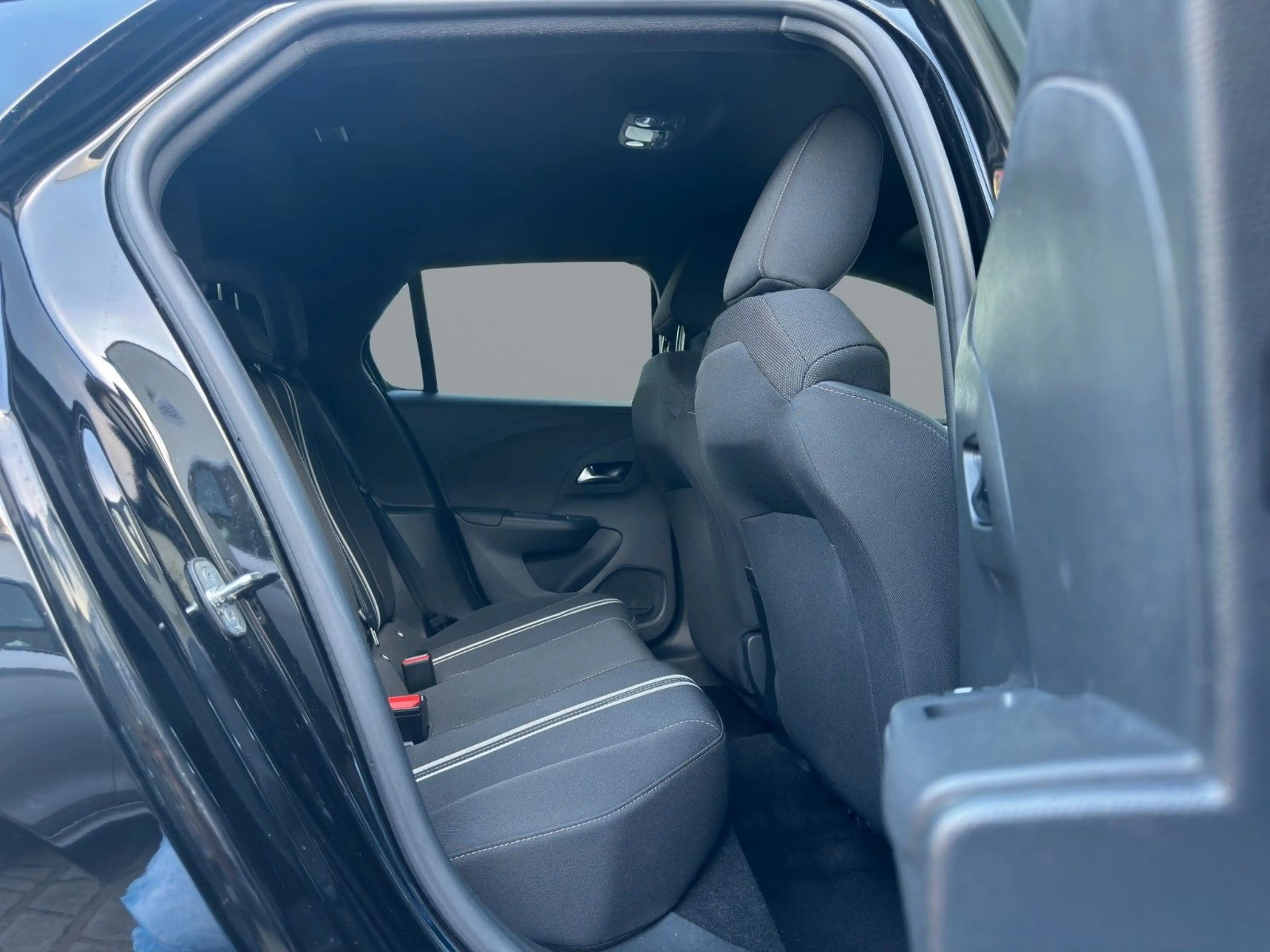 Opel Corsa F Premium "GS" Automatik/Voll-LED/Navi/DAB — photo 29