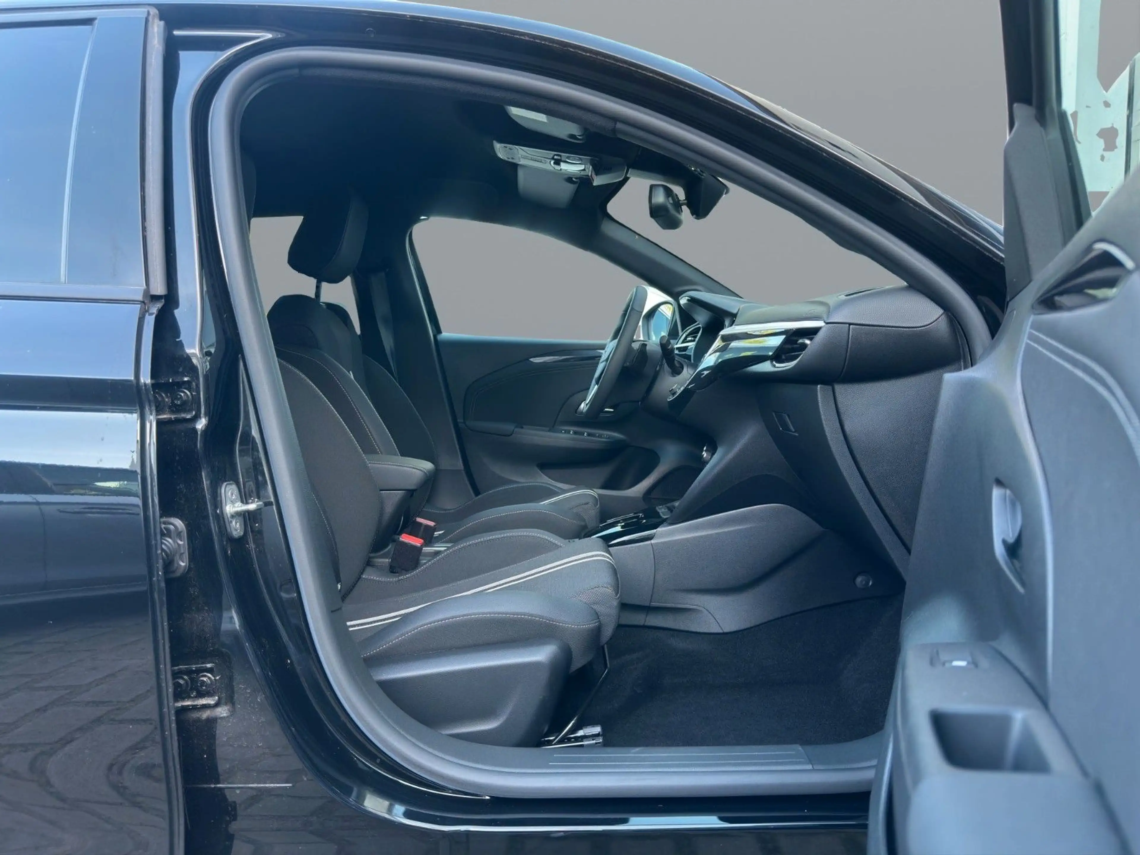 Opel Corsa F Premium "GS" Automatik/Voll-LED/Navi/DAB — photo 27