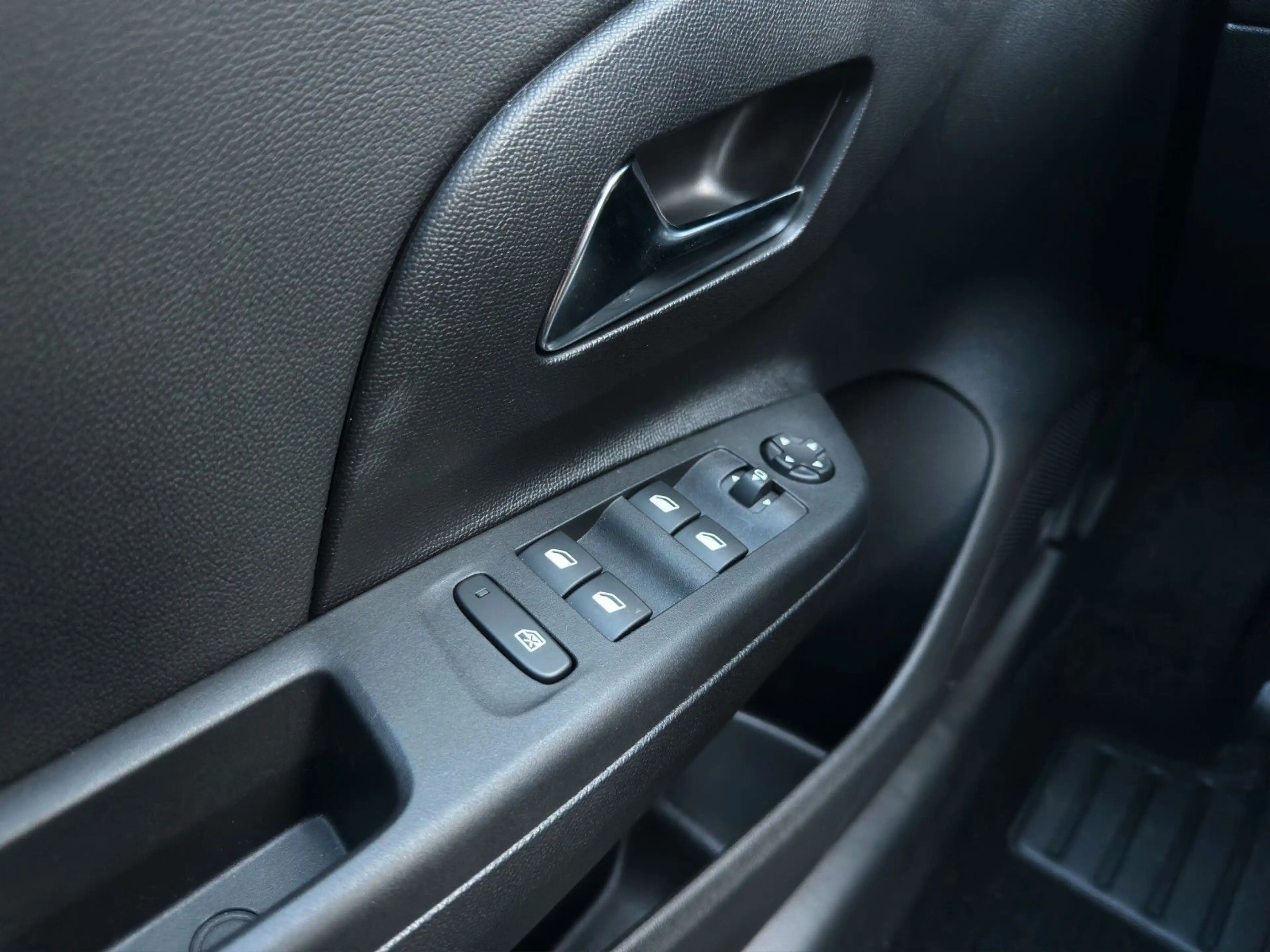 Opel Corsa F Premium "GS" Automatik/Voll-LED/Navi/DAB — photo 21