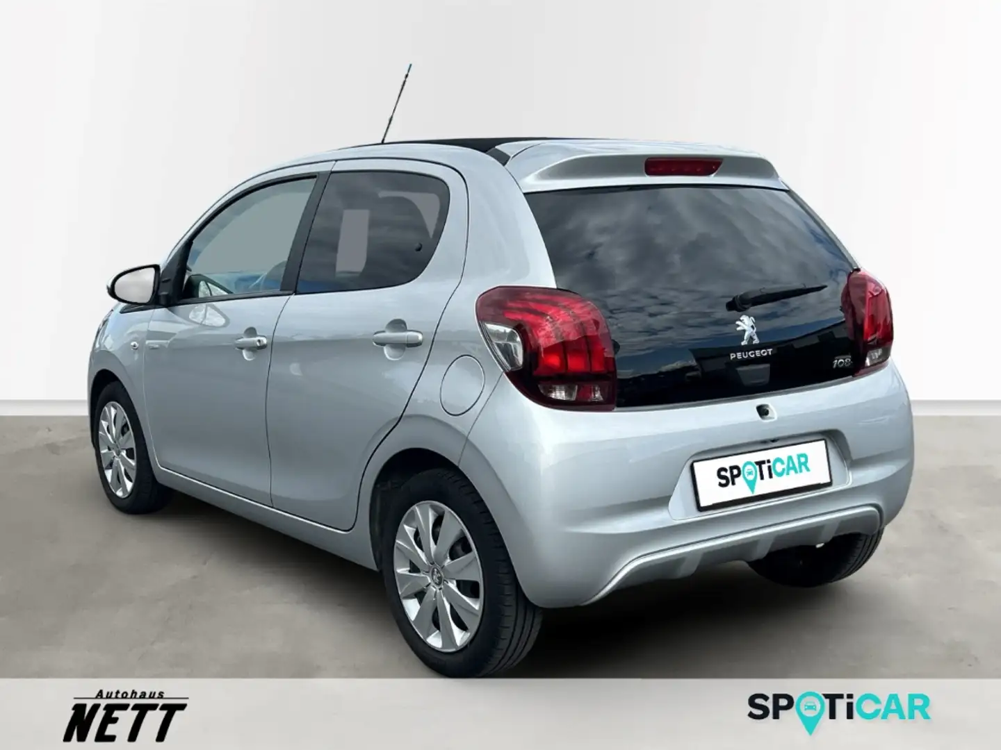 Peugeot 108 TOP! Style VTi 72 Grau - 2