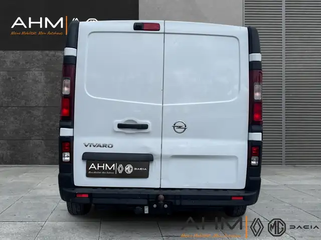 Opel Vivaro view 4