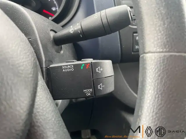 Opel Vivaro view 21