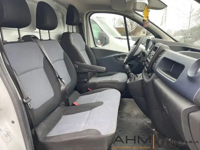 Opel Vivaro view 22