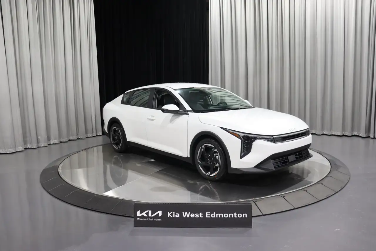 2025 Kia K4