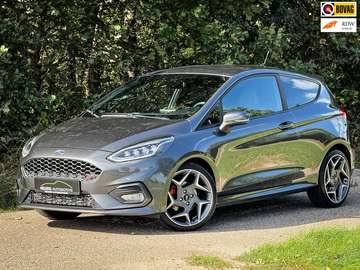 1.5 EcoBoost ST-3 | Performance Pack | Full LED |