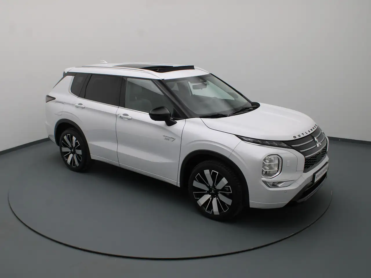 Mitsubishi Outlander 2026 — фото 13