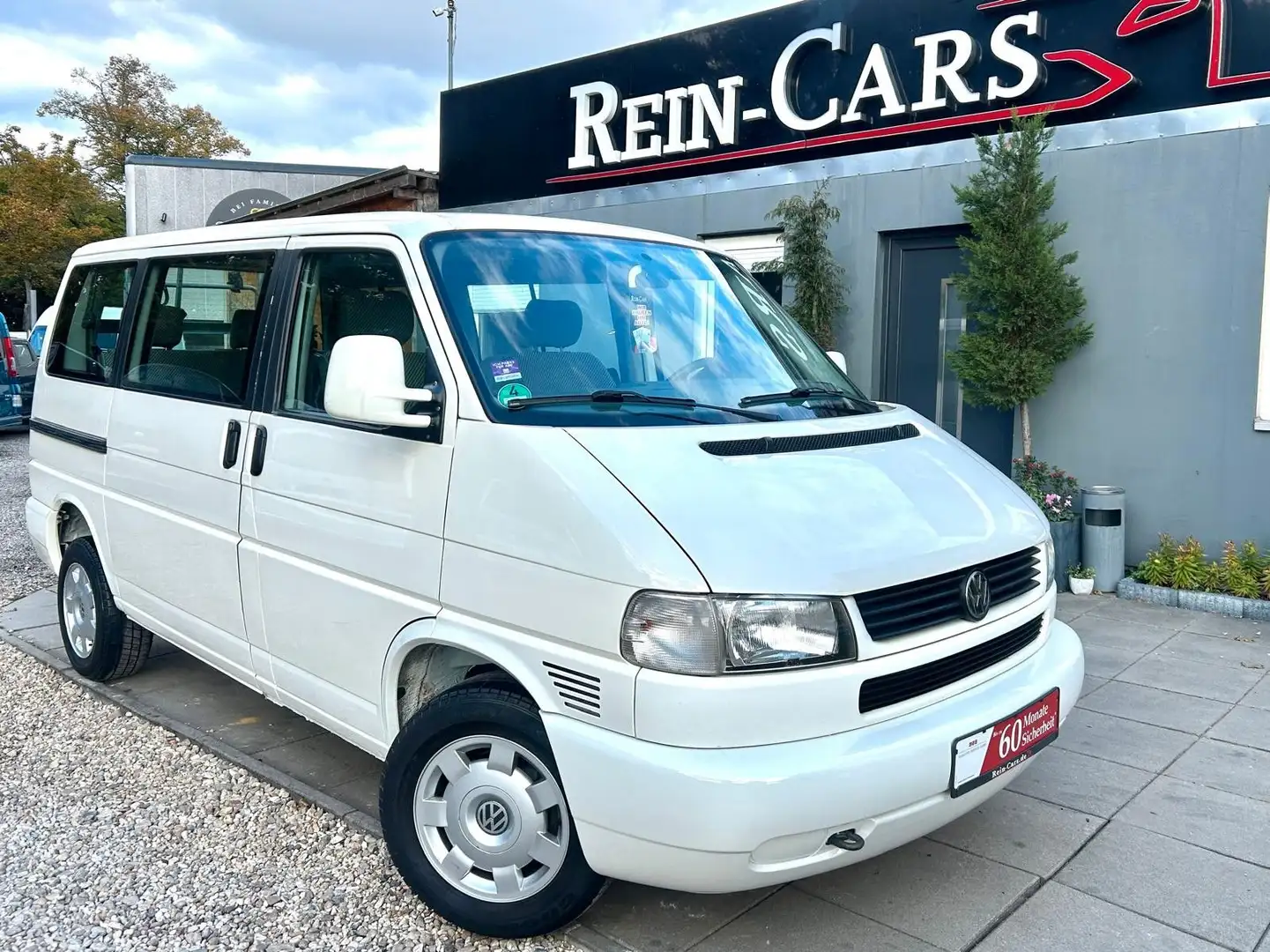 Volkswagen T4 Multivan 2.5/I.HD/TISCH/BETT/KLIMAAUT./TOP! Weiß - 1