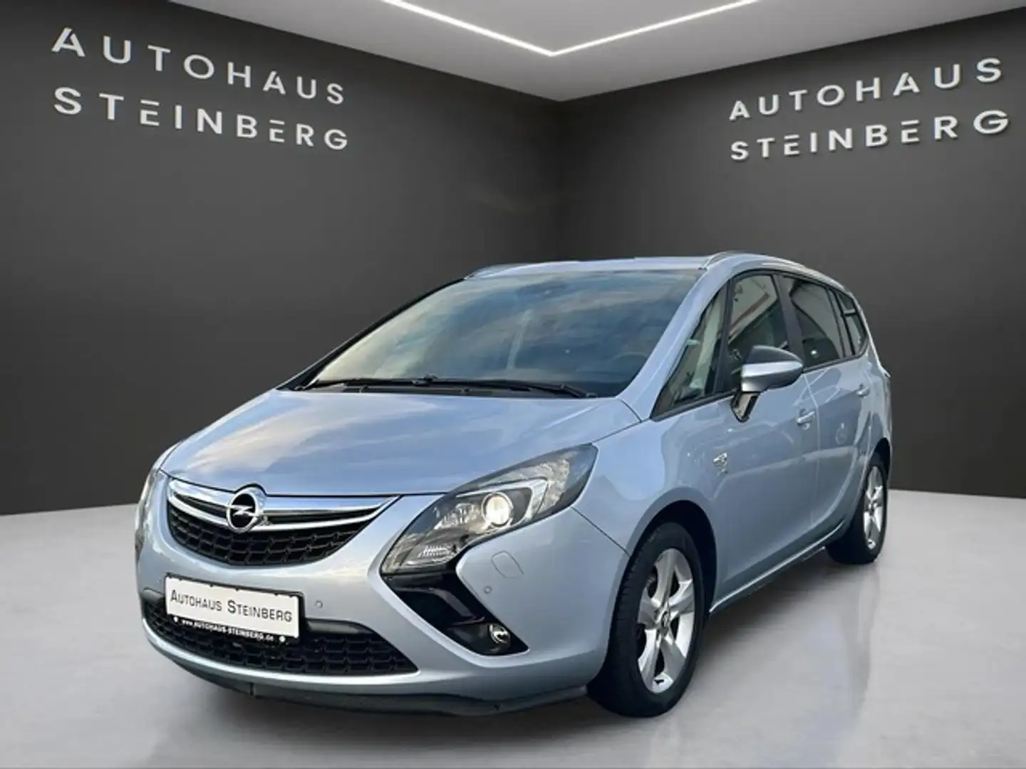 Opel Zafira BI XENON+SITZHEIZUNG+TEMPOMAT+PDC Active Zilver - 1