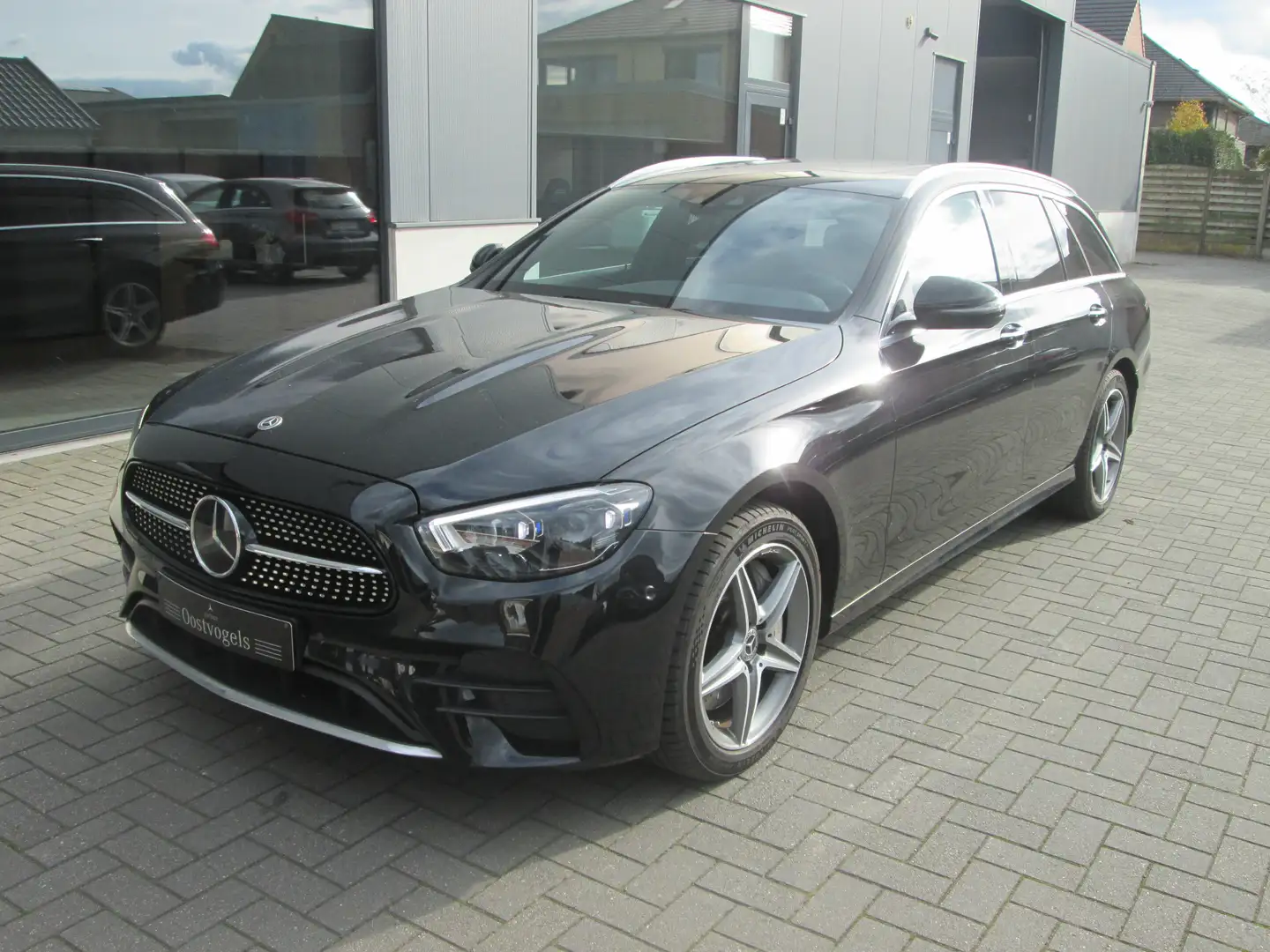 Mercedes-Benz E 300 DE HYBRIDE AMG Noir - 1