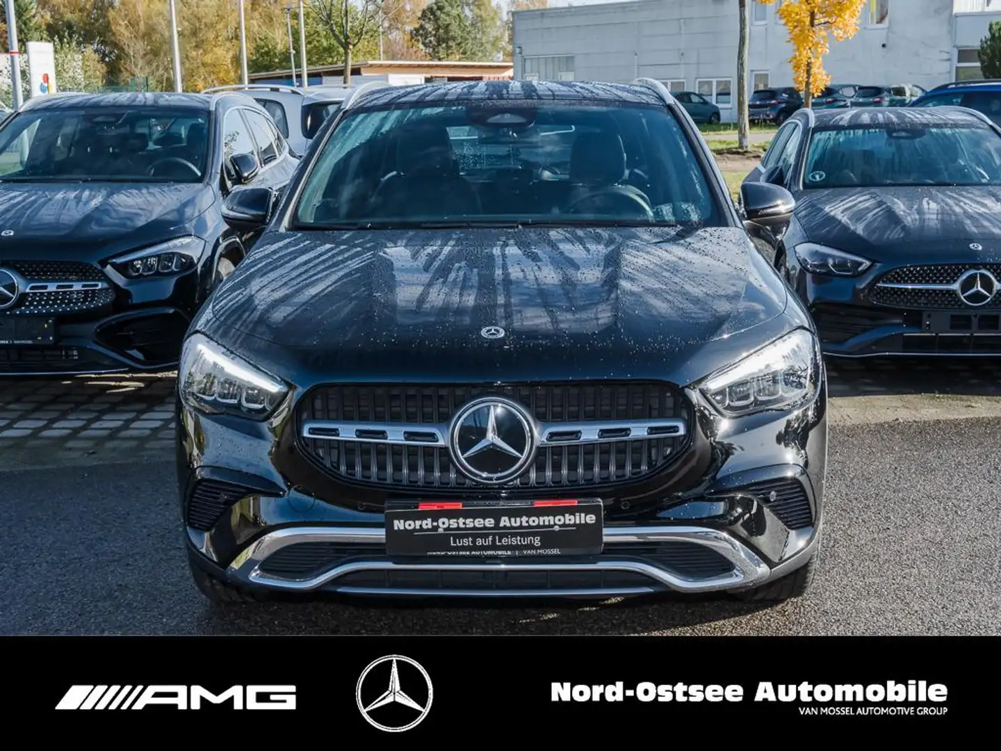 Mercedes-Benz GLA 200 d PROGRESSIVE AHK LED KLIMA NAVI Noir - 2