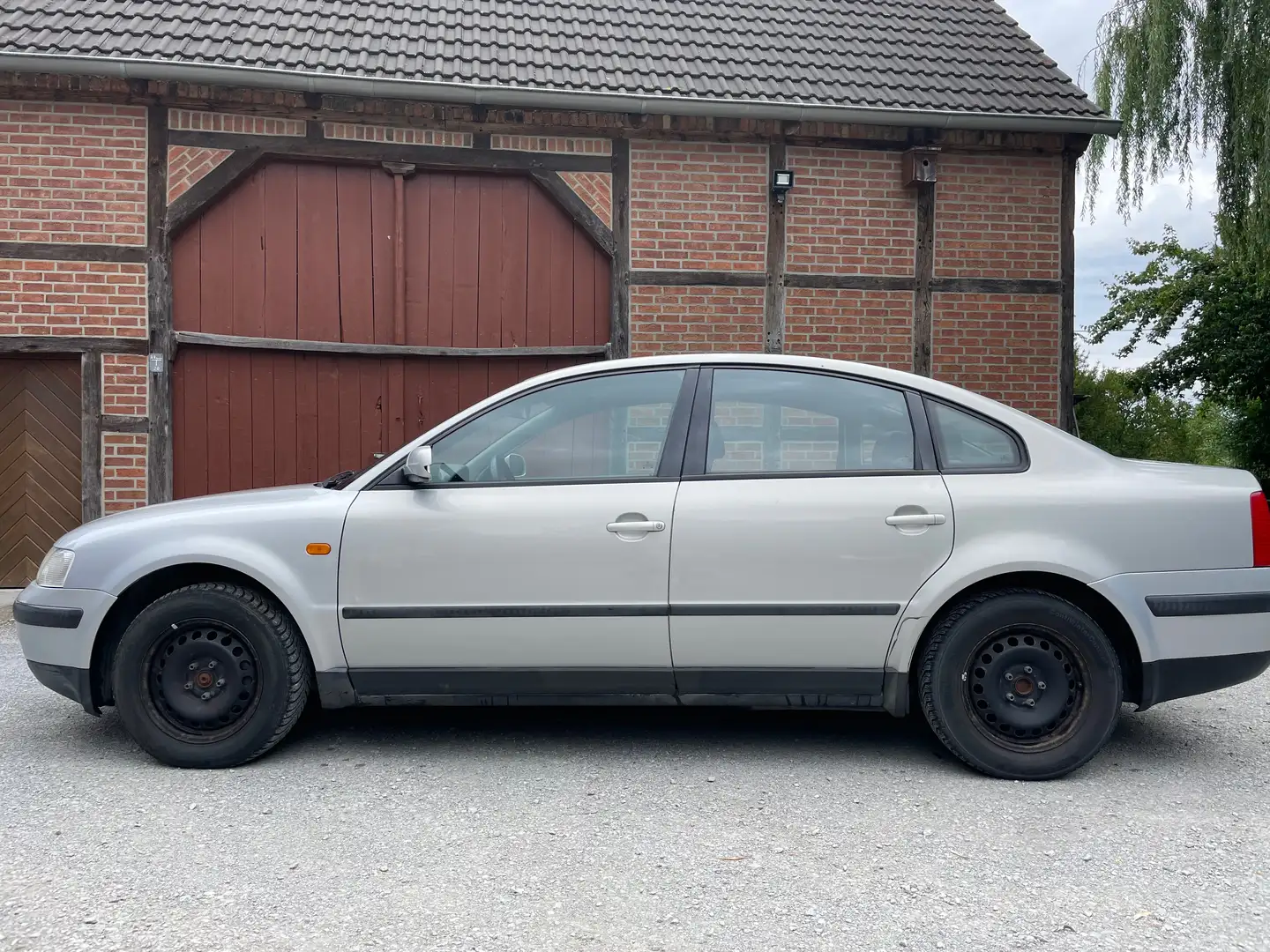 Volkswagen Passat Passat 1.6 Gris - 2