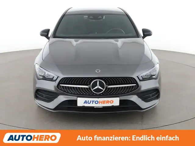 Mercedes-Benz Cla view 9