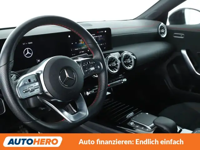 Mercedes-Benz Cla view 11