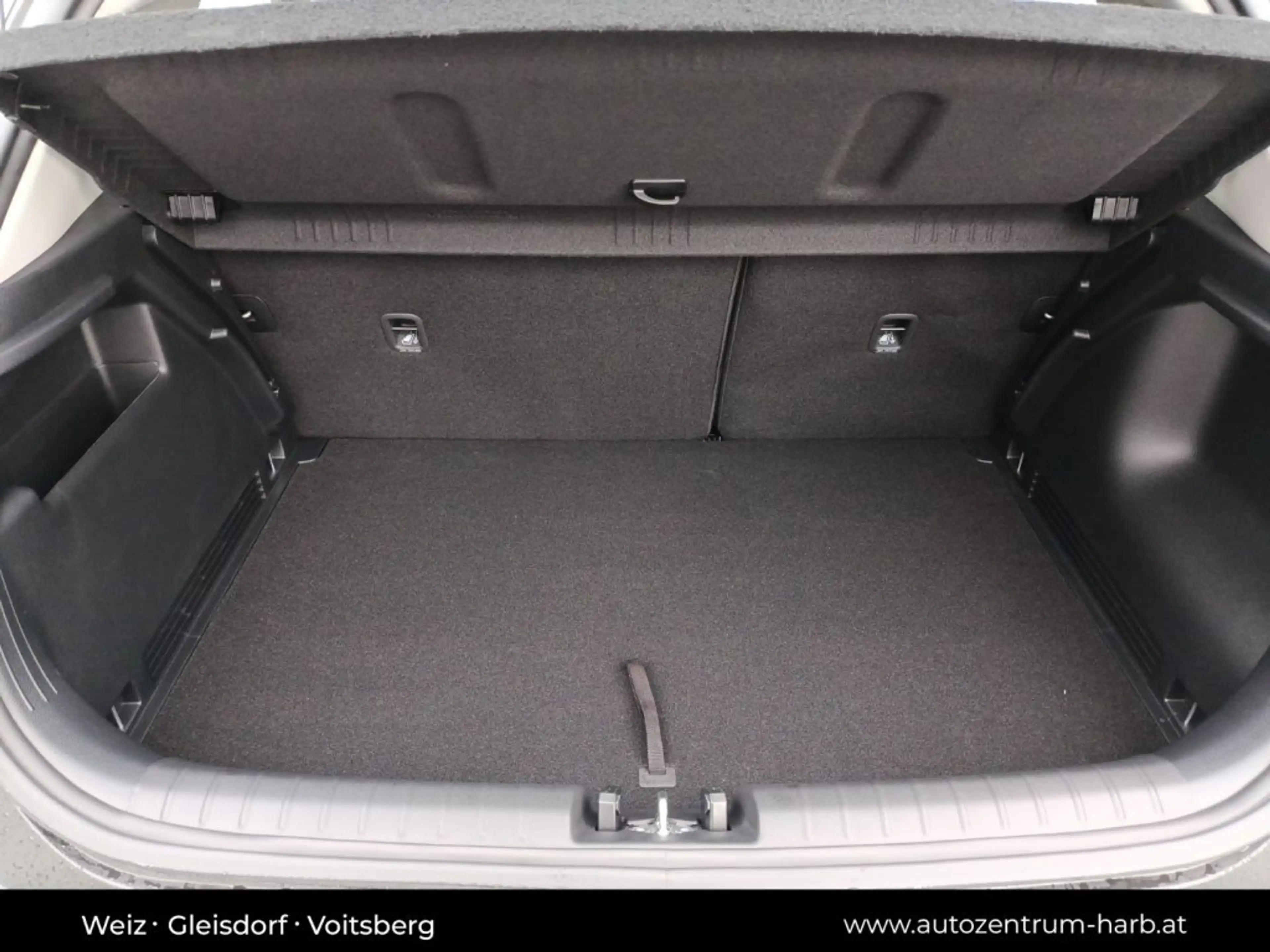 Kia Stonic /TITAN/1.0 TGDI/MT6/100/MY26 — photo 14