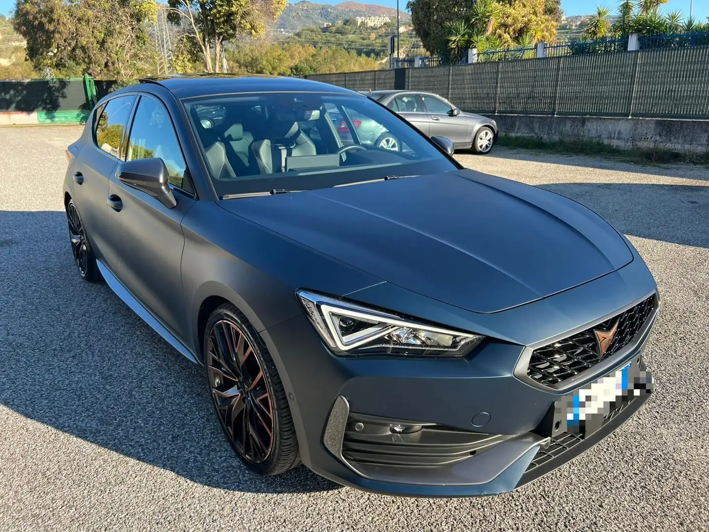 CUPRA Leon Leon 2.0 TSI 245 CV DSG VZ Carbon Blauw - 1