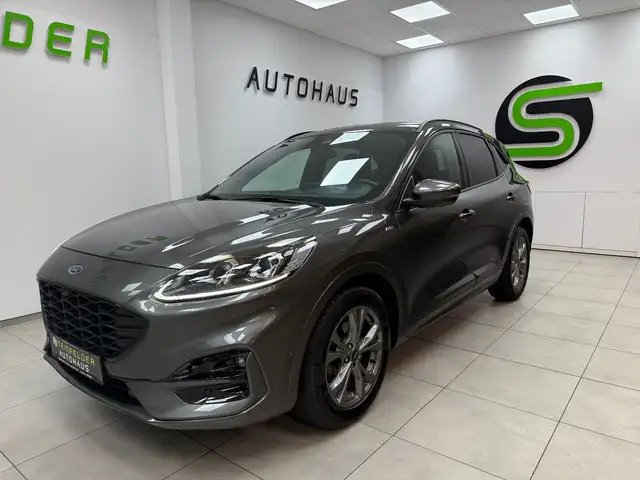 Ford Kuga view 3