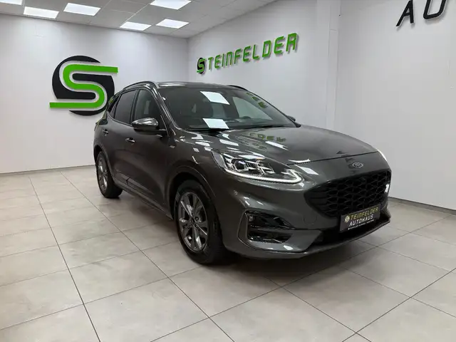 Ford Kuga main image