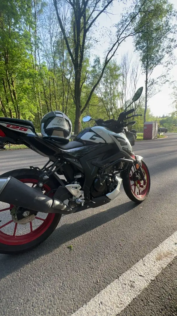 Suzuki GSX-S 125 Alb - 1
