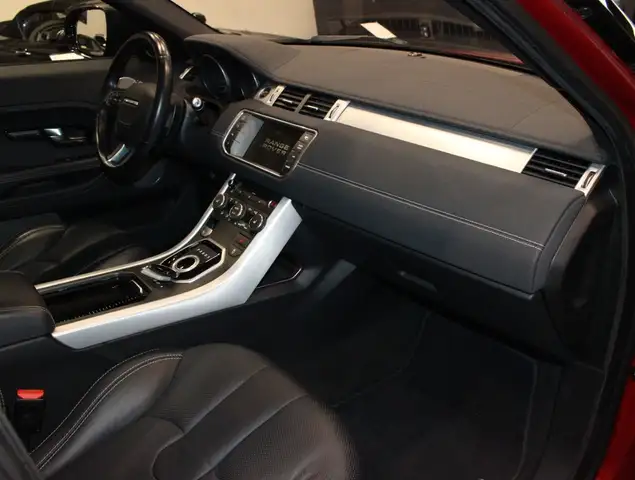 Land Rover Range Rover Evoque view 10