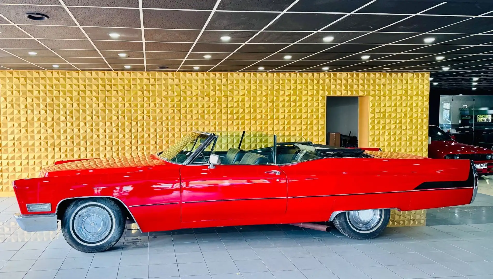 Cadillac Deville Rot - 2