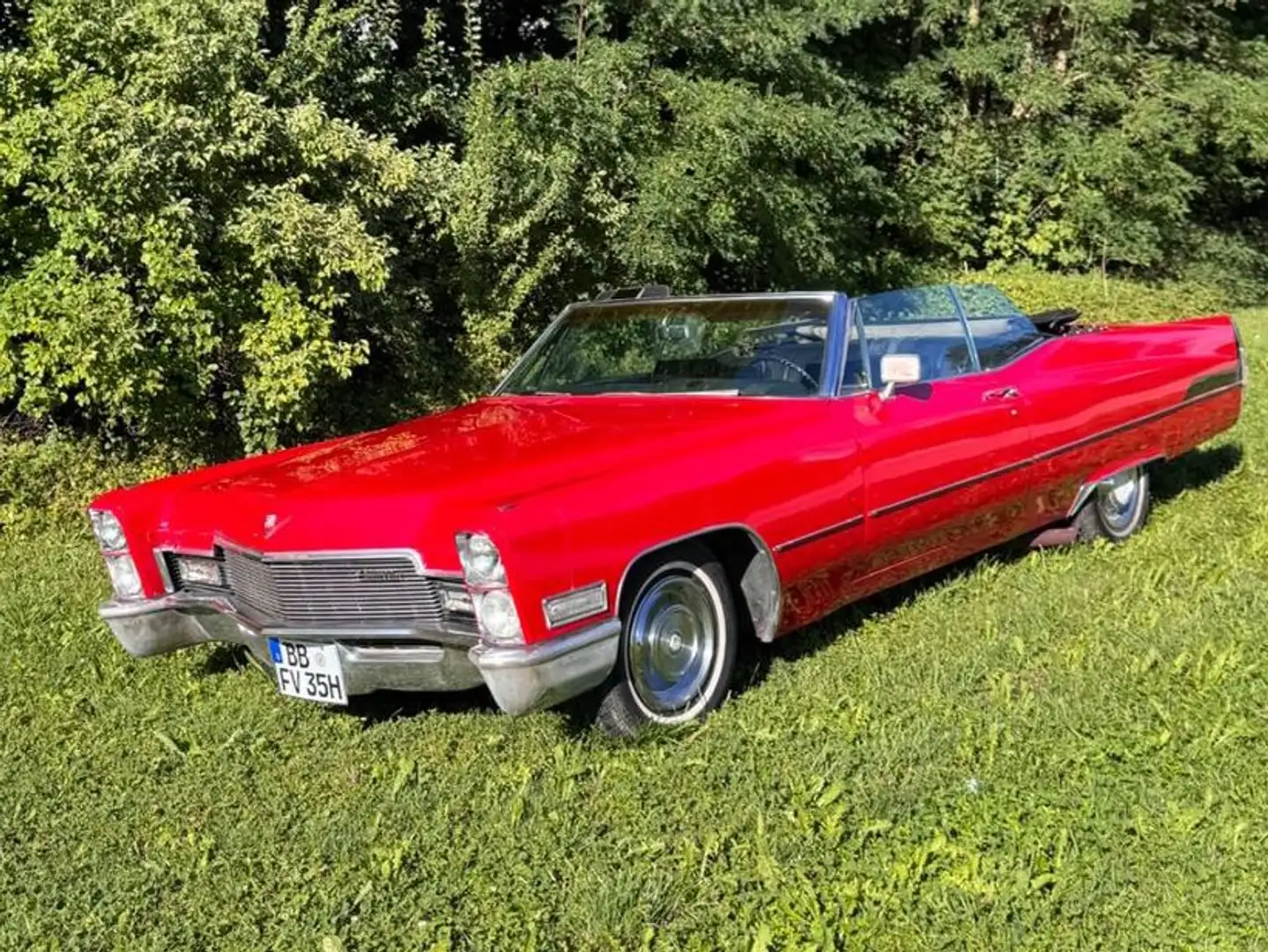 Cadillac Deville Rot - 1