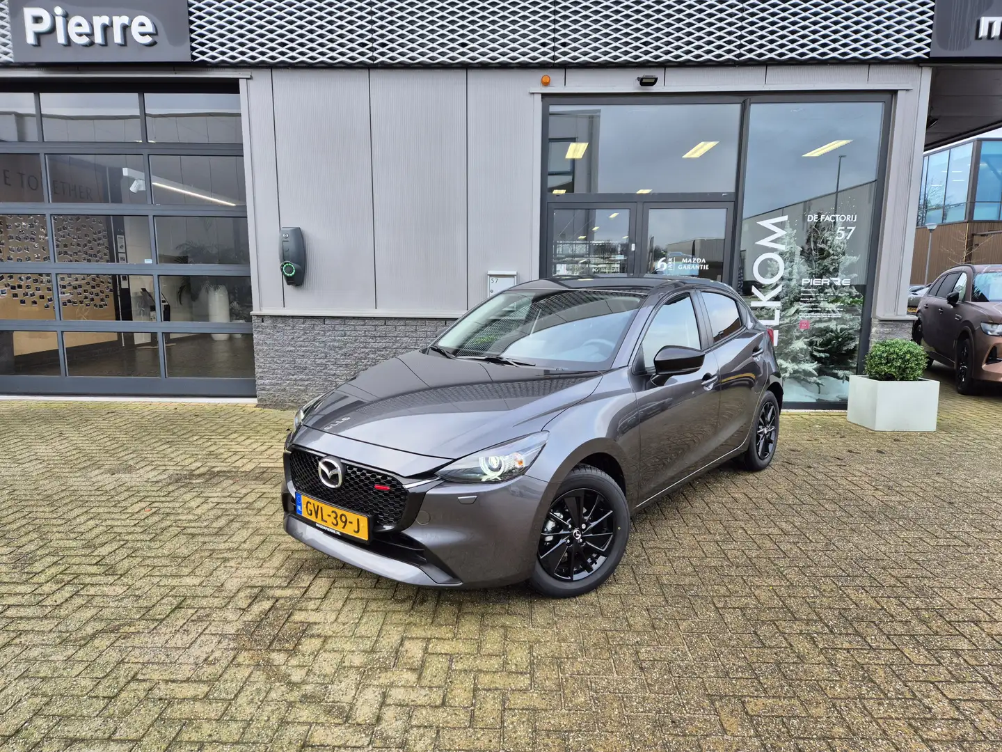 Mazda 2 1.5 e-SkyActiv-G 90 Homura | 16- INCH LMV | CARPLA Grigio - 2